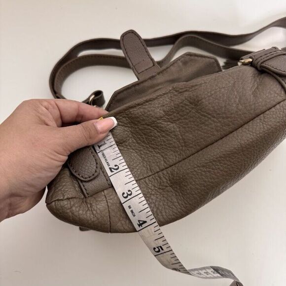 The Sak Crossbody Bag Taupe Brown Leather Adjustable Compact Travel Boho Purse - Picture 13 of 16